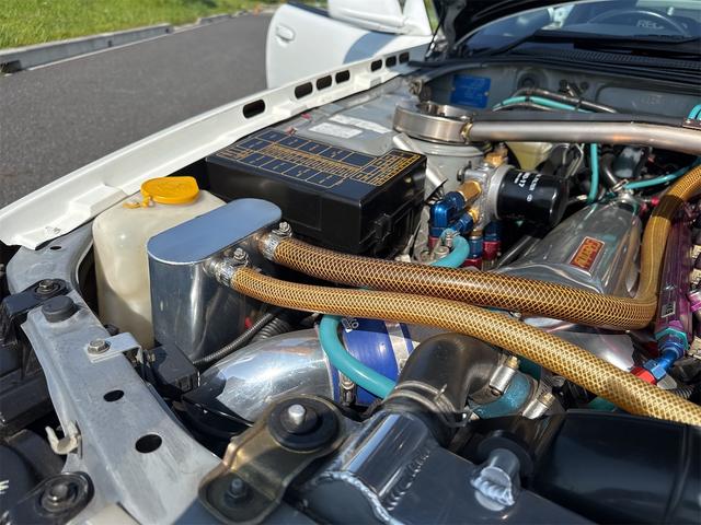 スカイライン 25GTターボ サンルーフ(21枚目)