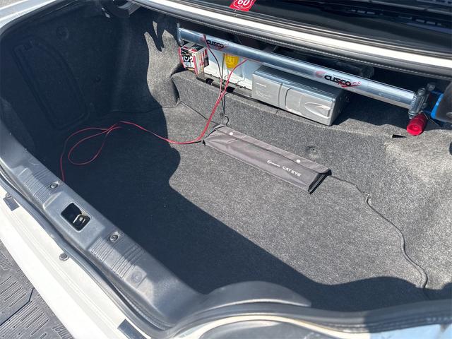 スカイライン 25GTターボ サンルーフ(23枚目)