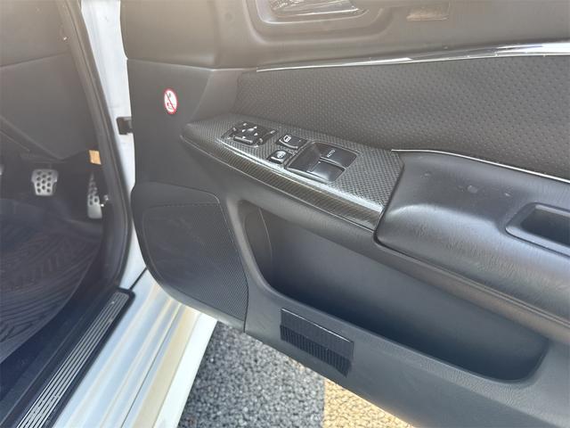 スカイライン 25GTターボ サンルーフ(27枚目)