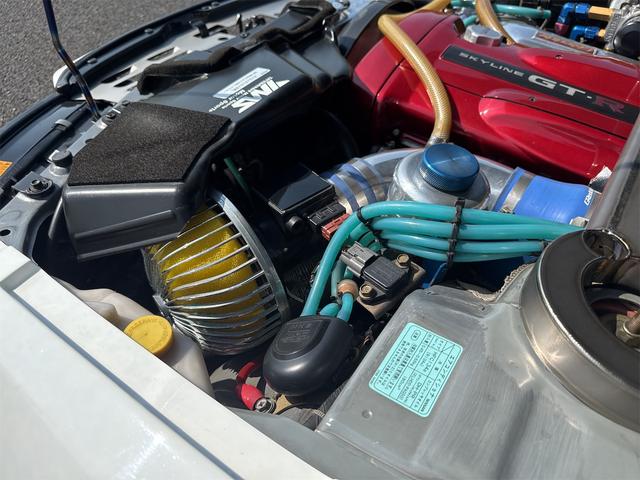 スカイライン 25GTターボ サンルーフ(29枚目)