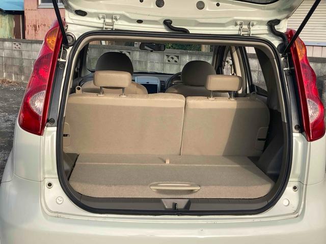 ノート １５Ｇ　ナビ　ＴＶ　オートライト　スマートキー　電動格納ミラー　ＣＶＴ　盗難防止システム　衝突安全ボディ　記録簿　ＡＢＳ　ＣＤ　ＵＳＢ　ミュージックプレイヤー接続可　エアコン　パワーステアリング（37枚目）
