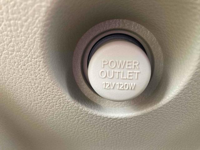 ノート １５Ｇ　ナビ　ＴＶ　オートライト　スマートキー　電動格納ミラー　ＣＶＴ　盗難防止システム　衝突安全ボディ　記録簿　ＡＢＳ　ＣＤ　ＵＳＢ　ミュージックプレイヤー接続可　エアコン　パワーステアリング（43枚目）