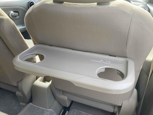 ノート １５Ｇ　ナビ　ＴＶ　オートライト　スマートキー　電動格納ミラー　ＣＶＴ　盗難防止システム　衝突安全ボディ　記録簿　ＡＢＳ　ＣＤ　ＵＳＢ　ミュージックプレイヤー接続可　エアコン　パワーステアリング（52枚目）