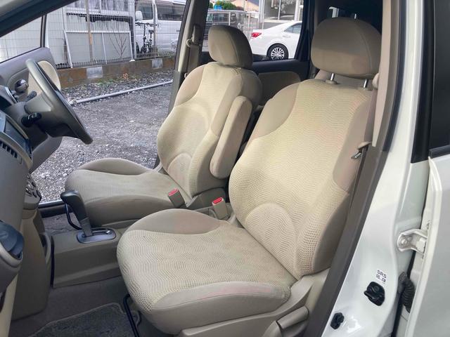 ノート １５Ｇ　ナビ　ＴＶ　オートライト　スマートキー　電動格納ミラー　ＣＶＴ　盗難防止システム　衝突安全ボディ　記録簿　ＡＢＳ　ＣＤ　ＵＳＢ　ミュージックプレイヤー接続可　エアコン　パワーステアリング（54枚目）