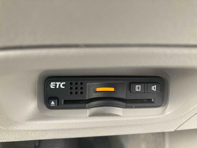 インサイト Ｌ　ドライブレコーダー　ＥＴＣ　バックカメラ　ナビ　ＴＶ　ＨＩＤ　ＣＶＴ　スマートキー　電動格納ミラー　盗難防止システム　衝突安全ボディ　ＡＢＳ　エアコン　パワーステアリング　パワーウィンドウ（8枚目）