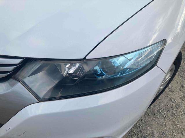 インサイト Ｌ　ドライブレコーダー　ＥＴＣ　バックカメラ　ナビ　ＴＶ　ＨＩＤ　ＣＶＴ　スマートキー　電動格納ミラー　盗難防止システム　衝突安全ボディ　ＡＢＳ　エアコン　パワーステアリング　パワーウィンドウ（23枚目）
