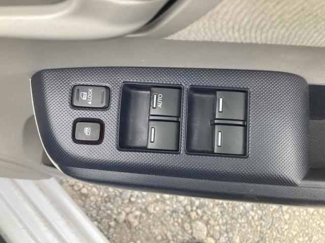 インサイト Ｌ　ドライブレコーダー　ＥＴＣ　バックカメラ　ナビ　ＴＶ　ＨＩＤ　ＣＶＴ　スマートキー　電動格納ミラー　盗難防止システム　衝突安全ボディ　ＡＢＳ　エアコン　パワーステアリング　パワーウィンドウ（34枚目）