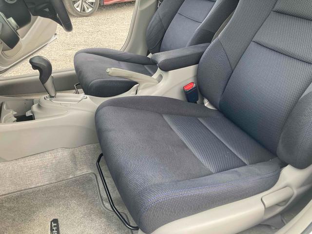 インサイト Ｌ　ドライブレコーダー　ＥＴＣ　バックカメラ　ナビ　ＴＶ　ＨＩＤ　ＣＶＴ　スマートキー　電動格納ミラー　盗難防止システム　衝突安全ボディ　ＡＢＳ　エアコン　パワーステアリング　パワーウィンドウ（39枚目）