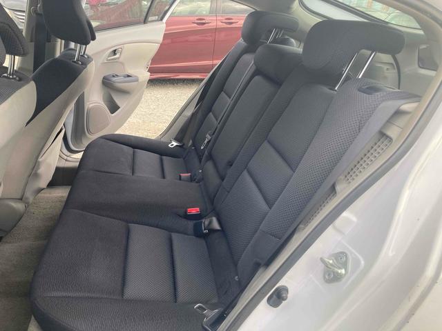 インサイト Ｌ　ドライブレコーダー　ＥＴＣ　バックカメラ　ナビ　ＴＶ　ＨＩＤ　ＣＶＴ　スマートキー　電動格納ミラー　盗難防止システム　衝突安全ボディ　ＡＢＳ　エアコン　パワーステアリング　パワーウィンドウ（42枚目）