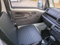 まずは気軽にお問合せ・お見積りお待ちしております。じっくり現車確認して頂けるよう、ご準備を致します！ 6