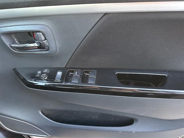 ワゴンＲスティングレー Ｘ　ナビ　ＴＶ　ＰＷ　ＰＳ　スマートキー　エアＢ（28枚目）