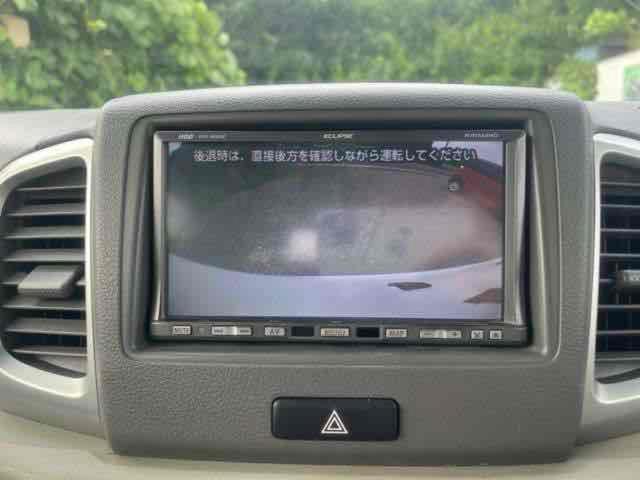 バックカメラ装備。駐車が苦手な方には欠かせません。