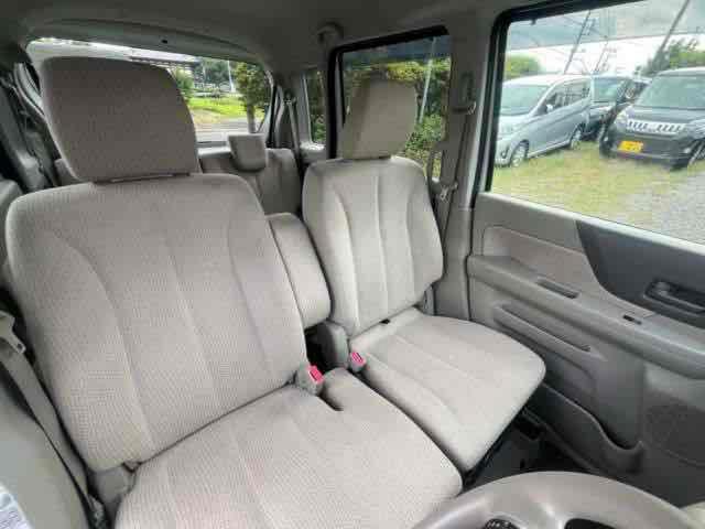 この度は当店のお車をご覧になっていただき、誠にありがとうございます。ぜひじっくりとご検討下さい。気軽にお問合せ・お見積りお待ちしております。