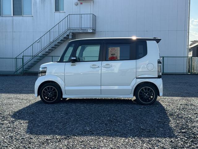 Ｎ－ＢＯＸカスタム ２トーンカラースタイル　Ｇ・ターボＬパッケージ　アルミ　キーレスエントリー　パワーステアリング　半革シート　ナビＴＶ　横滑り防止機能　パワーウィンドウ　ＬＥＤヘッドライト　電動格納ミラー　エアコン　スマートキー　ＡＢＳ　ＥＴＣ車載器　ＤＶＤ再生（9枚目）