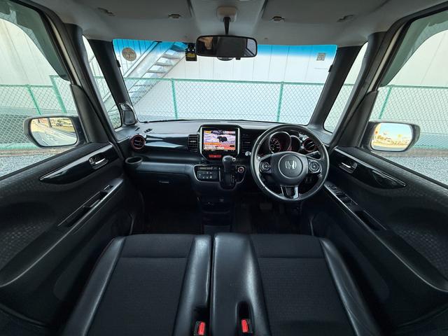 Ｎ－ＢＯＸカスタム ２トーンカラースタイル　Ｇ・ターボＬパッケージ　アルミ　キーレスエントリー　パワーステアリング　半革シート　ナビＴＶ　横滑り防止機能　パワーウィンドウ　ＬＥＤヘッドライト　電動格納ミラー　エアコン　スマートキー　ＡＢＳ　ＥＴＣ車載器　ＤＶＤ再生（14枚目）