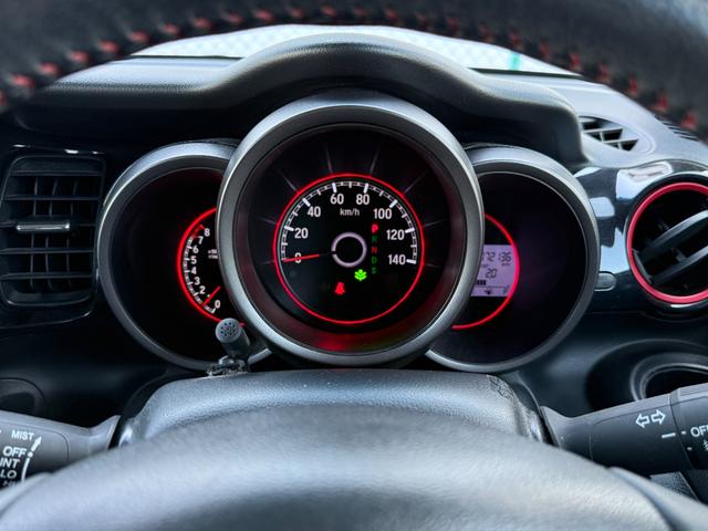 Ｎ－ＢＯＸカスタム ２トーンカラースタイル　Ｇ・ターボＬパッケージ　アルミ　キーレスエントリー　パワーステアリング　半革シート　ナビＴＶ　横滑り防止機能　パワーウィンドウ　ＬＥＤヘッドライト　電動格納ミラー　エアコン　スマートキー　ＡＢＳ　ＥＴＣ車載器　ＤＶＤ再生（19枚目）