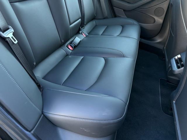 すぐにご来店頂けない場合や遠方にお住まいの方、車両状態の詳細が知りたい方はお気軽にご連絡下さい♪