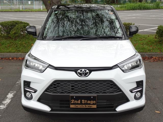 ライズ Ｚ　４ＷＤ　登録済未使用車　９インチディスプレイオーディオ　クリアランスソナー　オートクルーズコントロール　レーンアシスト　衝突被害軽減システム　ＴＶ　オートライト　ＬＥＤヘッドランプ　アルミホイール（4枚目）