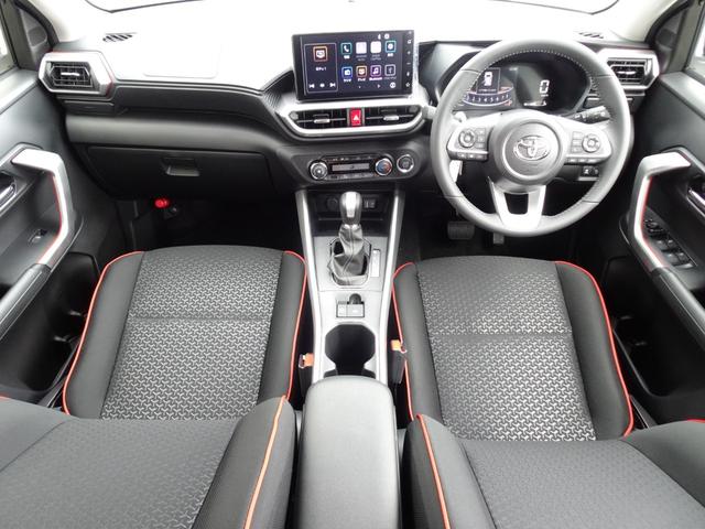 ライズ Ｚ　４ＷＤ　登録済未使用車　９インチディスプレイオーディオ　クリアランスソナー　オートクルーズコントロール　レーンアシスト　衝突被害軽減システム　ＴＶ　オートライト　ＬＥＤヘッドランプ　アルミホイール（13枚目）