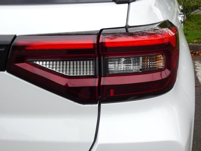 ライズ Ｚ　４ＷＤ　登録済未使用車　９インチディスプレイオーディオ　クリアランスソナー　オートクルーズコントロール　レーンアシスト　衝突被害軽減システム　ＴＶ　オートライト　ＬＥＤヘッドランプ　アルミホイール（40枚目）