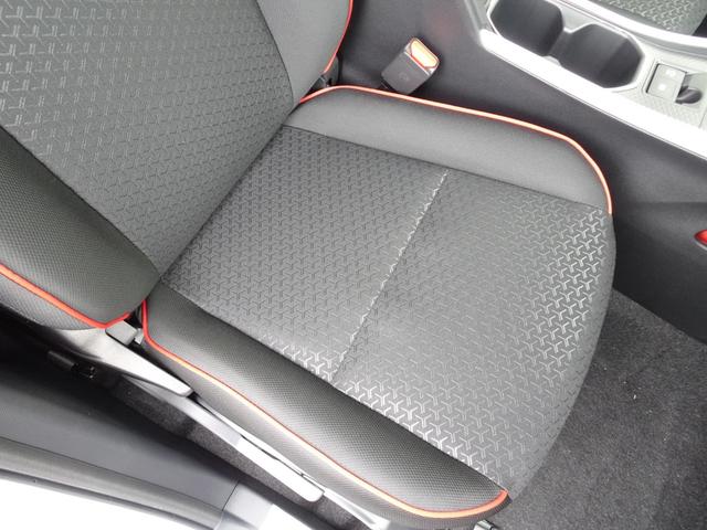 ライズ Ｚ　４ＷＤ　登録済未使用車　９インチディスプレイオーディオ　クリアランスソナー　オートクルーズコントロール　レーンアシスト　衝突被害軽減システム　ＴＶ　オートライト　ＬＥＤヘッドランプ　アルミホイール（50枚目）