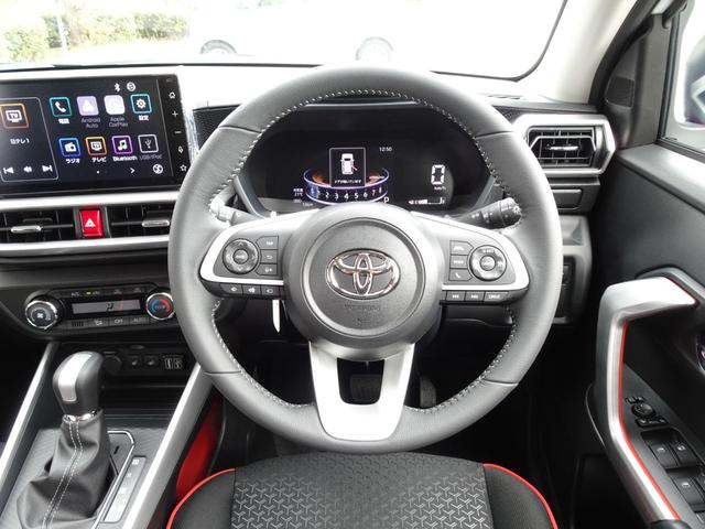 ライズ Ｚ　４ＷＤ　登録済未使用車　９インチディスプレイオーディオ　クリアランスソナー　オートクルーズコントロール　レーンアシスト　衝突被害軽減システム　ＴＶ　オートライト　ＬＥＤヘッドランプ　アルミホイール（52枚目）