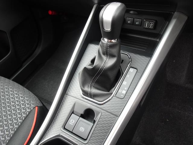 ライズ Ｚ　４ＷＤ　登録済未使用車　９インチディスプレイオーディオ　クリアランスソナー　オートクルーズコントロール　レーンアシスト　衝突被害軽減システム　ＴＶ　オートライト　ＬＥＤヘッドランプ　アルミホイール（58枚目）