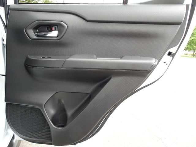 ライズ Ｚ　４ＷＤ　登録済未使用車　９インチディスプレイオーディオ　クリアランスソナー　オートクルーズコントロール　レーンアシスト　衝突被害軽減システム　ＴＶ　オートライト　ＬＥＤヘッドランプ　アルミホイール（74枚目）