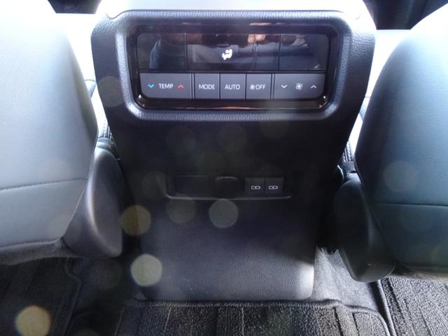 ランドクルーザー２５０ ＶＸ　丸目ヘッドライト　７人乗り　サンルーフ　純正１２．３インチ　衝突被害軽減システム　レーダークルーズ　禁煙車　ＢＳＭ　電動リアゲート　シートエアコン　ドラレコ（53枚目）