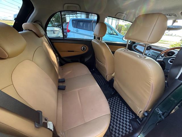 ミラジーノ プレミアムＸ　プレミアムＸ　ＭＯＭＯステアリング　純正ホイルホイル（8枚目）