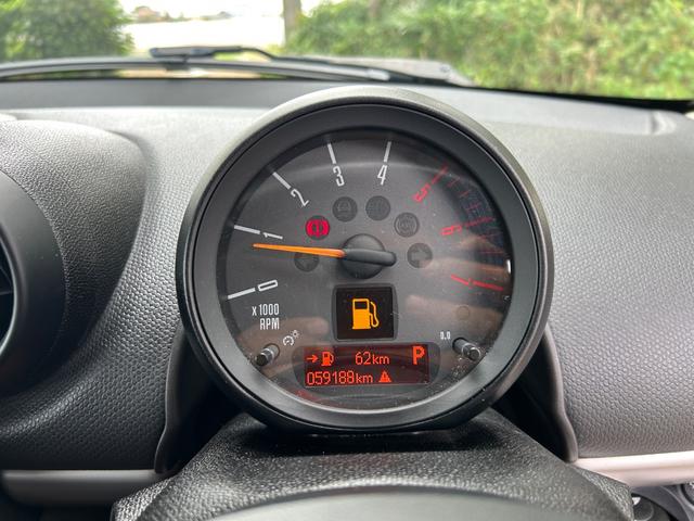 ＢＭＷその他 ２０００　クーパーＤ　クロスオーバー　スマートキー　ＥＴＣ　電動ミラー　純正ホイル　エアコン　パワステ　軽油　禁煙車両（15枚目）