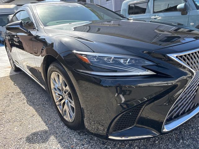 ＬＳ ＬＳ５００ｈ　エグゼクティブ　ＡＷＤ　サンルーフ　マークレビンソン２３スピーカーリヤエンターテインメント　セーフティシステムプラスＡ　当社買取車　車検令和９年３月　グラファイトブラックガラスフレーク（22枚目）