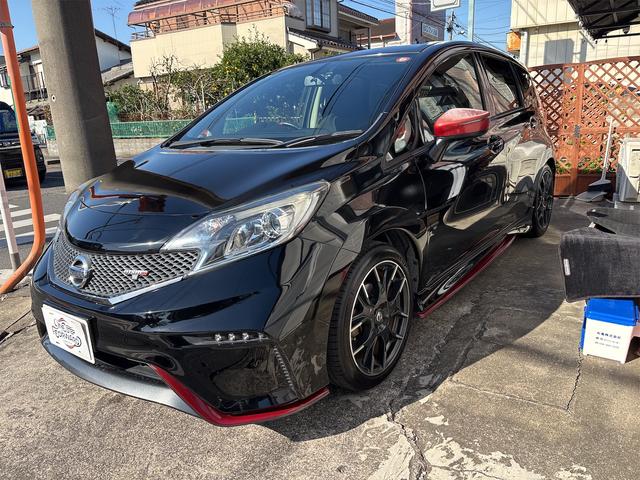 ノート ニスモ　Ｓ　当社買取禁煙１オーナー　車検令和８年１０月３１日　純正フルセグナビ　ＥＴＣ　ドラレコ　インテリキー２個（3枚目）