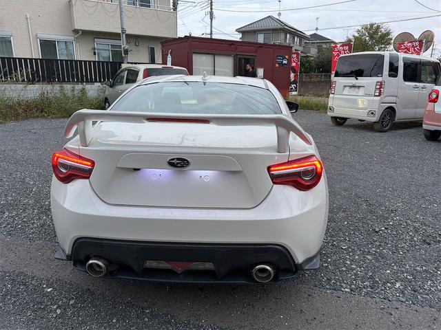 ＢＲＺ Ｓ　ナビ　オートクルーズコントロール　ＭＴ　ＬＥＤヘッドランプ　スマートキー　アルミホイール　盗難防止システム　衝突安全ボディ　ＡＢＳ　ＥＳＣ　エアコン　パワーステアリング　パワーウィンドウ（8枚目）