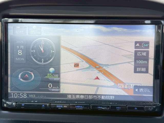 ダットサントラック 社外ヘッドランプ/社外ナビ/社外AW/ETC(5枚目)