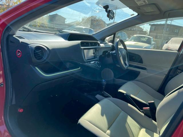 アクア S キーレスエントリ 安全ボディ オートエアコン デュアルエアバック ESC パワーウィンドウ パワーステアリング SRS ABS アイストップ(12枚目)