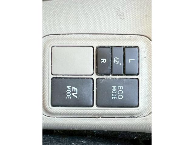 アクア S キーレスエントリ 安全ボディ オートエアコン デュアルエアバック ESC パワーウィンドウ パワーステアリング SRS ABS アイストップ(16枚目)