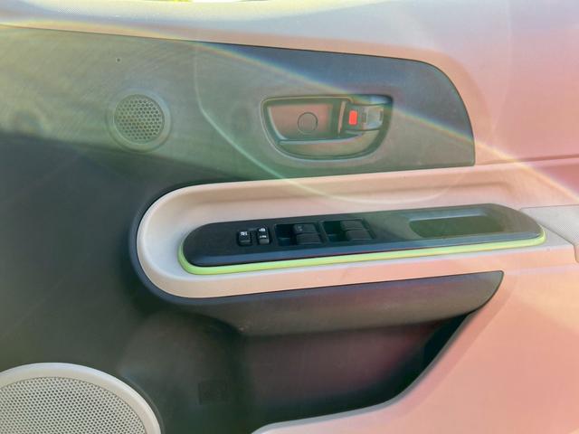 アクア S キーレスエントリ 安全ボディ オートエアコン デュアルエアバック ESC パワーウィンドウ パワーステアリング SRS ABS アイストップ(26枚目)