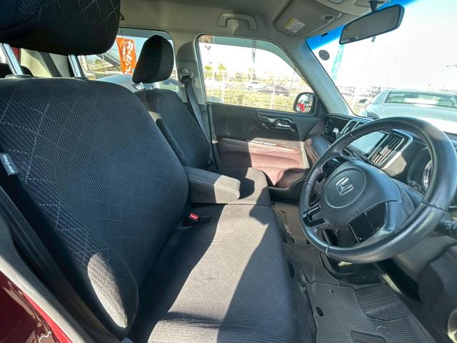 Ｎ－ＯＮＥ プレミアム・Ｌパッケージ　社外ナビ　Ｂカメラ　フルセグ　ＥＴＣ（11枚目）