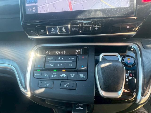 ステップワゴンスパーダ ｅ：ＨＥＶスパーダ　Ｇ・ＥＸ　ホンダセンシング　ＢＬＵＥＴＯＯＴＨ　ＤＶＤ視聴可　オートライト　エアバック　地デジ　電動格納ミラー　クルコン　スマキー　ＬＥＤランプ　禁煙　ＵＳＢ接続　リアエアコン　アイドリングストップ　シ－トヒ－タ－　Ｂモニ（10枚目）
