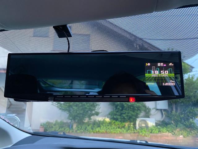 プリウスＰＨＶ Ｓ　エアコン　デジタルインナーミラー　ＥＴＣ　パワーステアリング　エンジンスターター　キーレスエントリー　スマートキー　パワーウィンドウ（13枚目）
