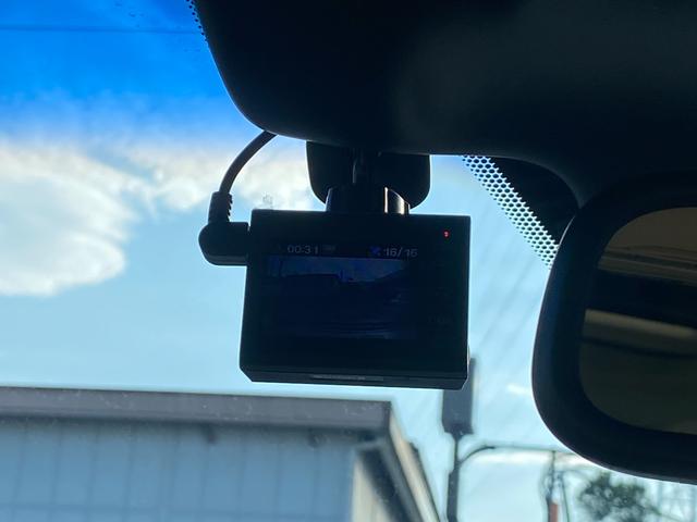 ＬＳ ＬＳ６００ｈ　Ｉパッケージ　３眼ＬＥＤ　サンルーフ　２０インチＡＷ　本革シート　バックカメラ　シートエアコン　キーレスエントリー　スマートキー　盗難防止システム（22枚目）