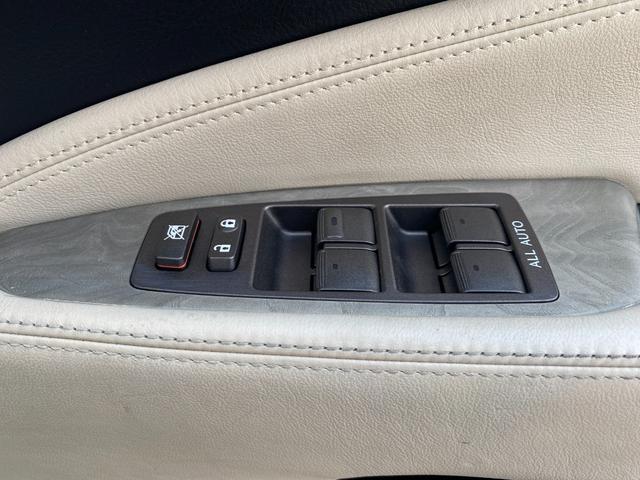 ＬＳ ＬＳ６００ｈ　Ｉパッケージ　内装ホワイトレザー　Ｂｌｕｅｔｏｏｔｈ　バックモニター　キーレスエントリー　スマートキー　パワーシート　盗難防止システム　４ＷＤ（22枚目）