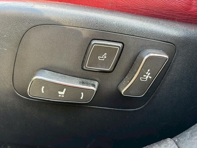 ＬＳ ＬＳ６００ｈ　Ｆスポーツ　サンルーフ　赤革シート　エアサス　フルエアロ　ハイブリッドバッテリー交換済み　エンジンスターター　カードキー　４ＷＤ　　ＥＴＣ　　１９ＡＷ　　バックモニター　Ｂｌｕｅｔｏｏｔｈ　　パワーシート（33枚目）