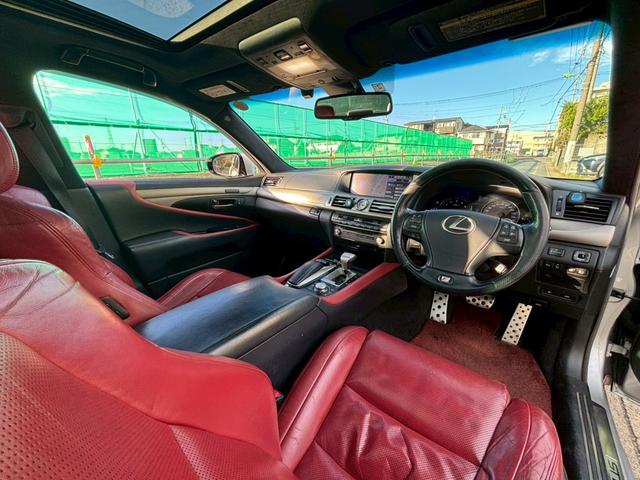 ＬＳ ＬＳ６００ｈ　Ｆスポーツ　サンルーフ　赤革シート　エアサス　フルエアロ　ハイブリッドバッテリー交換済み　エンジンスターター　カードキー　４ＷＤ　　ＥＴＣ　　１９ＡＷ　　バックモニター　Ｂｌｕｅｔｏｏｔｈ　　パワーシート（34枚目）