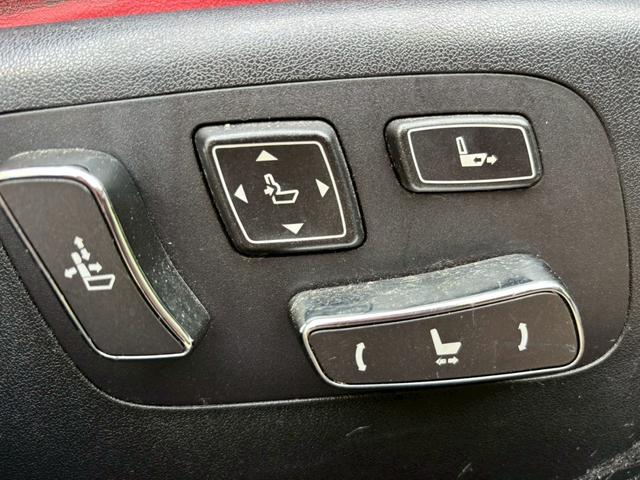 ＬＳ ＬＳ６００ｈ　Ｆスポーツ　サンルーフ　赤革シート　エアサス　フルエアロ　ハイブリッドバッテリー交換済み　エンジンスターター　カードキー　４ＷＤ　　ＥＴＣ　　１９ＡＷ　　バックモニター　Ｂｌｕｅｔｏｏｔｈ　　パワーシート（35枚目）