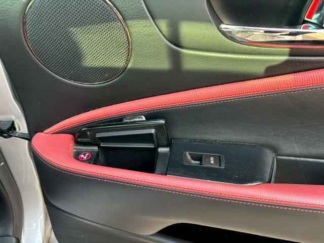 ＬＳ ＬＳ６００ｈ　Ｆスポーツ　サンルーフ　赤革シート　エアサス　フルエアロ　ハイブリッドバッテリー交換済み　エンジンスターター　カードキー　４ＷＤ　　ＥＴＣ　　１９ＡＷ　　バックモニター　Ｂｌｕｅｔｏｏｔｈ　　パワーシート（44枚目）