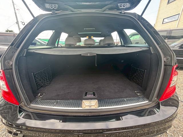 Cクラスステーションワゴン C200CGIブルーエフィシェンシWアバンG ワンオーナー車 ETC サンルーフ ルーフレール レザーシート パワーシート バックモニター 盗難防止装置 パワーウィンドウ パワーステアリング 運転席・助手席・サイドエアバッグ(36枚目)