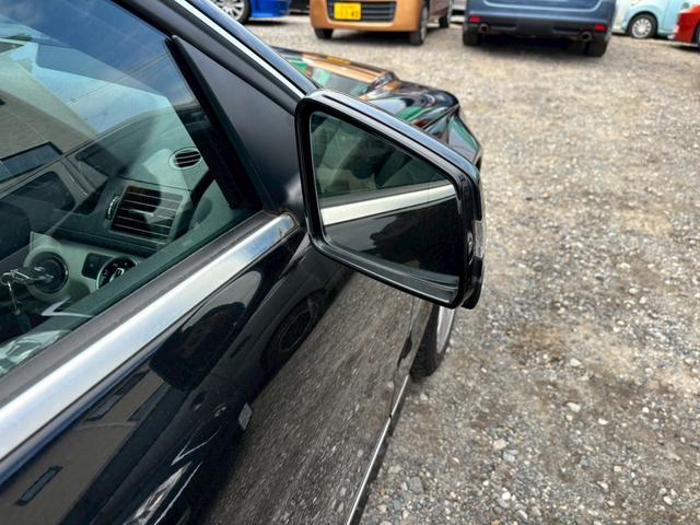 Cクラスステーションワゴン C200CGIブルーエフィシェンシWアバンG ワンオーナー車 ETC サンルーフ ルーフレール レザーシート パワーシート バックモニター 盗難防止装置 パワーウィンドウ パワーステアリング 運転席・助手席・サイドエアバッグ(40枚目)