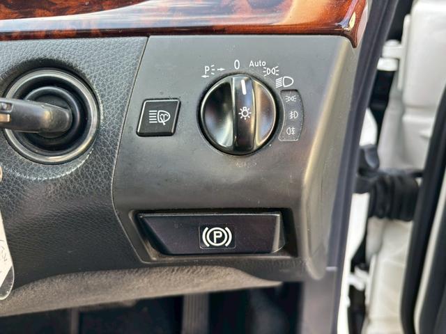 Sクラス S320 S500仕様 サンルーフ パワーシート レザーシート パワーステアリング パワーウィンドウ 運転席・助手席・サイドエアバッグ(24枚目)